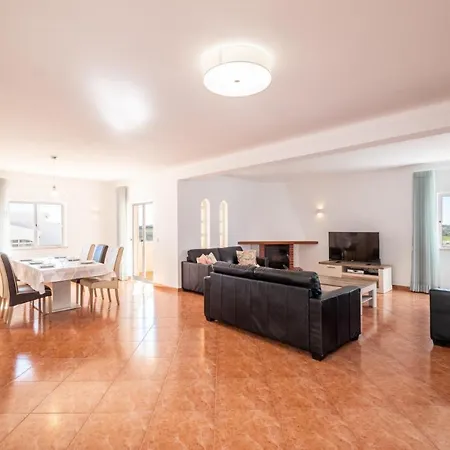 Kevin By Atlantic Places Willa *