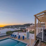 Kevin By Atlantic Places Villa